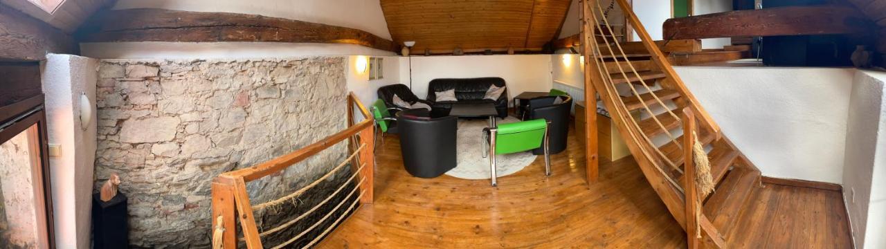 Keramický a výtvarný ateliér Konešín Konesin Exterior foto